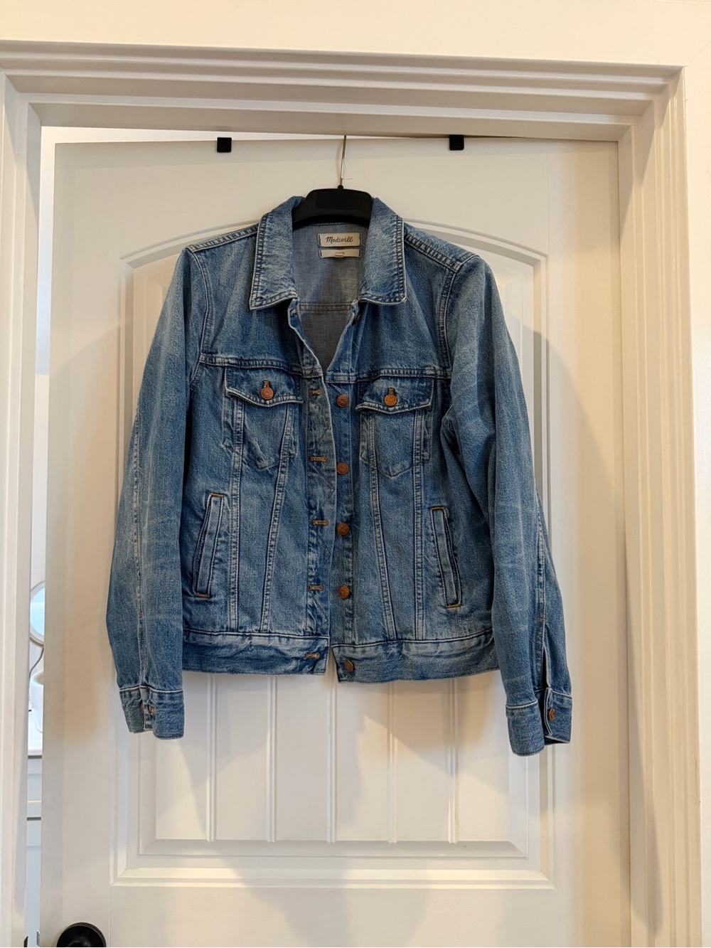 Madewell Washed Light Blue Denim Jean Jacket - Picture 1 of 3